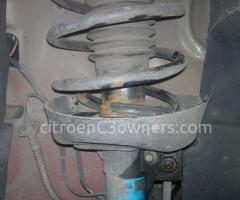 citroen_C3_Broken_Front_Spring.jpg