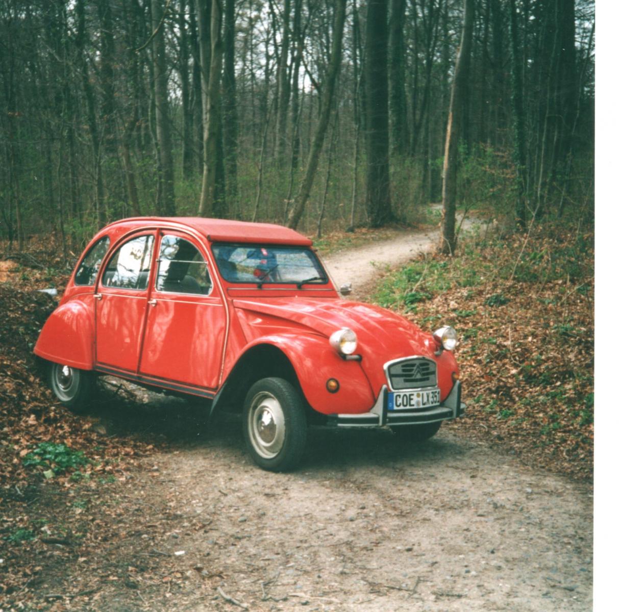 1942280498_4.Citron2CV6ClubKopie.jpg.1f50c26aadbca367b4fcd92afb3f95db.jpg